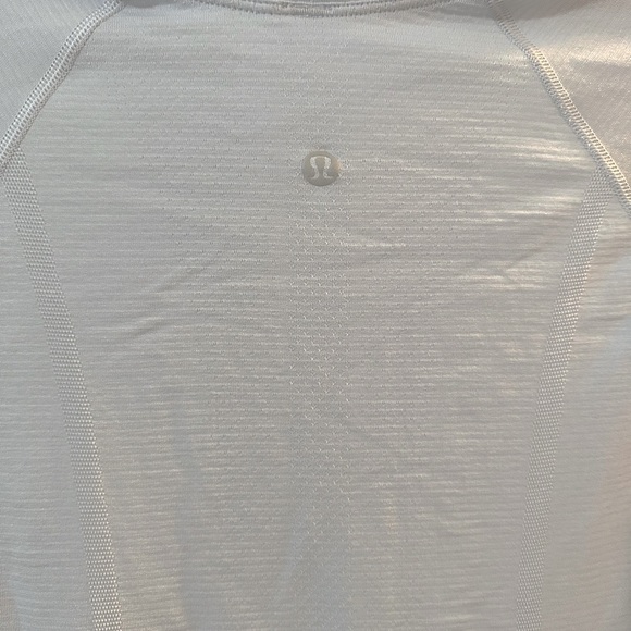 LuluLemon Swiftly Tech 2.0 Long Sleeve - Picture 3 of 6